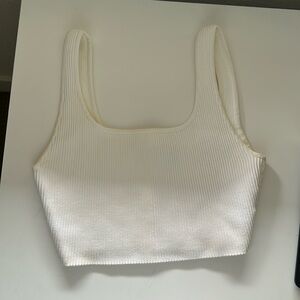 Aritzia Babaton Sculpt Knit Squareneck Cropped Tank